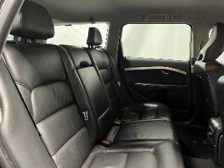 Volvo V-70 V70 (BW) Combi 2.0 T 16V (B4204T6) [149kW]  (09-2009/12-2011) picture 13