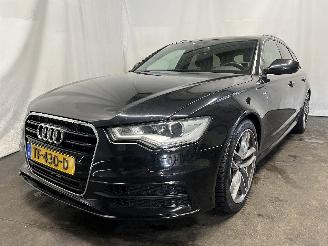 Unfallwagen Audi A6 A6 Avant (C7) Combi 2.0 TDI 16V (CNHA(Euro 6)) [140kW]  (11-2013/09-20=
18) 2014/9