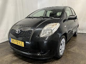 Voiture accidenté Toyota Yaris Yaris II (P9) Hatchback 1.3 16V VVT-i (2SZFE) [64kW]  (08-2005/11-2010=
) 2007/3