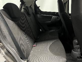 Toyota Aygo Aygo (B10) Hatchback 1.0 12V VVT-i (1KR-FE) [50kW]  (07-2005/05-2014) picture 19