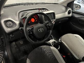 Toyota Aygo Aygo (B40) Hatchback 1.0 12V VVT-i (1KR-FE) [51kW]  (05-2014/06-2018) picture 22