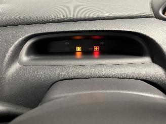 Hyundai Matrix Matrix Hatchback 1.6 16V (G4ED) [76kW]  (06-2001/04-2010) picture 18