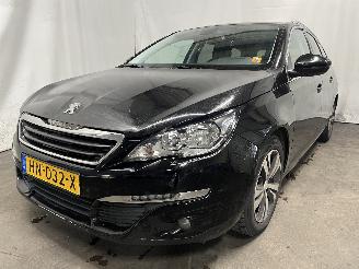 Vaurioauto  passenger cars Peugeot 308 308 SW (L4/L9/LC/LJ/LR) Combi 5-drs 1.6 BlueHDi 120 (DV6FC(BHZ)) [88kW=
]  (03-2014/12-2021) 2015/12
