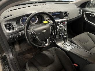 Volvo V-60 V60 I (FW/GW) Combi 2.0 D3 20V (D5204T3) [120kW]  (07-2010/12-2014) picture 20
