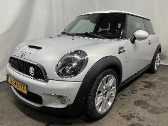 Mini Mini Mini (R56) Hatchback 1.6 16V Cooper S (N14-B16A) [128kW]  (10-2006/02-=
2010) picture 2