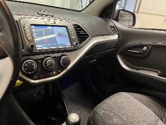 Kia Picanto Picanto (TA) Hatchback 1.0 12V (G3LA) [49kW]  (05-2011/06-2017) picture 15