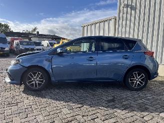 Toyota Auris Auris (E18) Hatchback 5-drs 1.8 16V Hybrid (2ZRFXE) [100kW]  (10-2012/=
03-2019) picture 4