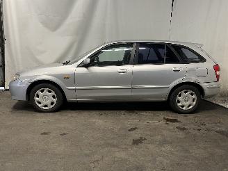 Mazda 323 323 Fastbreak (BJ14) Hatchback 1.6 16V (ZM) [72kW]  (01-2001/09-2003) picture 4