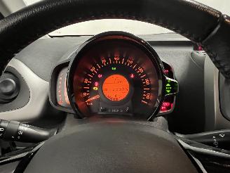 Citroën C1 C1 Hatchback 1.0 Vti 68 12V (1KR-FE(CFB)) [51kW]  (04-2014/04-2018) picture 22