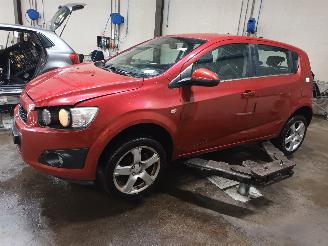 disassembly passenger cars Chevrolet Aveo Aveo (300) Hatchback 1.4 16V (LDD) [74kW]  (03-2011/12-2015) 2013/4