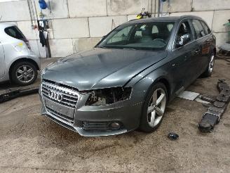 Vrakbiler auto Audi A4 A4 Avant (B8) Combi 2.0 TFSI 16V (CDNB(Euro 5)) [132kW]  (06-2008/12-2=
015) 2011/4