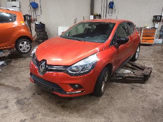 Purkuautot passenger cars Renault Clio Clio IV (5R) Hatchback 5-drs 0.9 Energy TCE 90 12V (H4B-408(H4B-B4)) [=
66kW]  (11-2012/08-2021) 2018/4