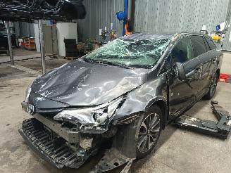 disassembly passenger cars Toyota Avensis Avensis Wagon (T27) Combi 1.8 16V VVT-i (2ZRFAE) [108kW]  (11-2008/10-=
2018) 2015/9