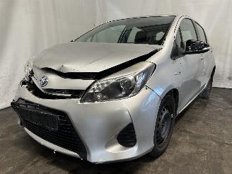 Coche accidentado Toyota Yaris Yaris III (P13) Hatchback 1.5 16V Hybrid (1NZ-FXE) [74kW]  (03-2012/09=
-2020) 2012/11