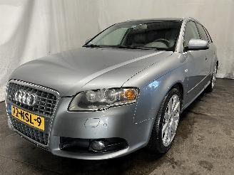 Avarii autoturisme Audi A4 A4 Avant (B7) Combi 3.2 FSI V6 24V Quattro (AUK) [188kW]  (01-2005/06-=
2008) 2005/2