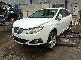 demontáž osobní automobily Seat Ibiza Ibiza ST (6J8) Combi 1.2 TDI Ecomotive (CFWA) [55kW]  (04-2010/05-2015=
) 2011/2