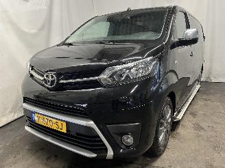 Vaurioauto  passenger cars Toyota ProAce ProAce Van 2.0 D-4D 122 16V (4WZFTV(DW10FE)) [90kW]  (02-2016/12-2022)= 2018/10