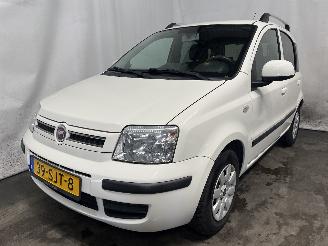Coche accidentado Fiat Panda Panda (169) Hatchback 1.2, Classic (169.A.4000(Euro 5)) [51kW]  (03-20=
10/08-2013) 2011/10