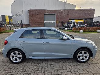 Audi A1 25 TFSI S-Line interieur & exterieur picture 3