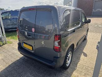 Peugeot Partner 1.5 BlueHDI Premium automaat | Motorschade picture 4