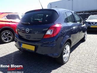 krockskadad bil auto Opel Corsa 1.2-16V BlitZ Airco 86pk 2014/12