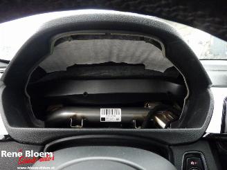BMW 3-serie 318i M-Pakket Aut. picture 12