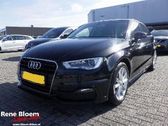 Voiture accidenté Audi A3 SPORTBACK 1.6 TDI Ambition S-Line 110pk 2015/6