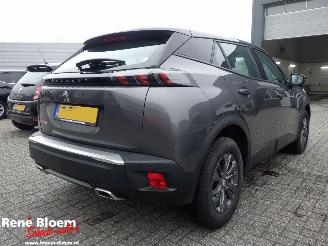 krockskadad bil auto Peugeot 2008 1.2 Puretech Active Pack Carplay 131pk 2022/10
