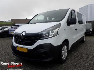 krockskadad bil bedrijf Renault Trafic 1.6 dci L2H1 Comfort Dubbele cabine 2015/6