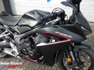 Honda  CBR 650R picture 16
