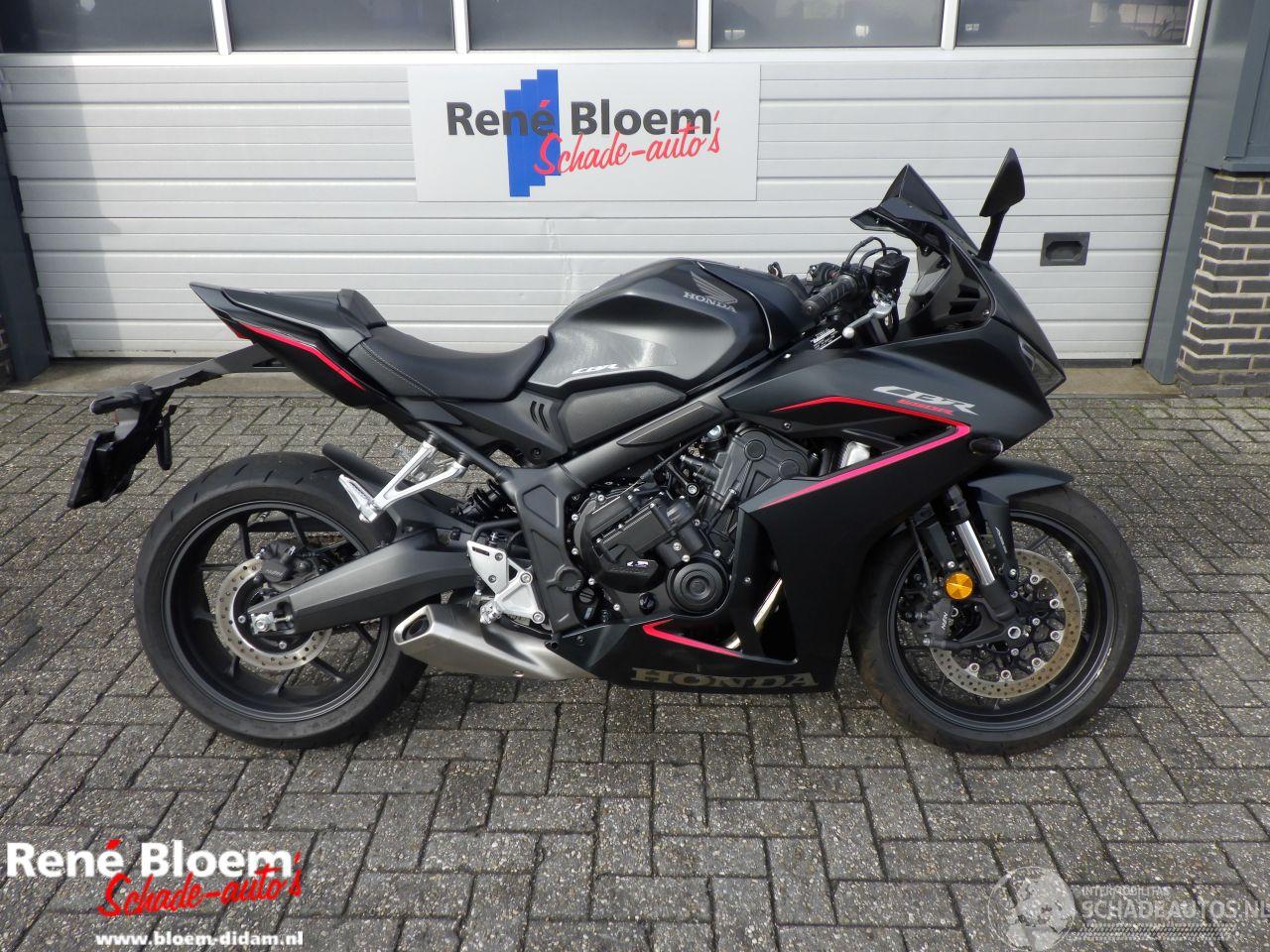 Honda  CBR 650R