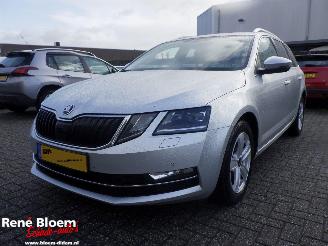Auto incidentate Skoda Octavia Combi 1.6 TDI Greentech Style Business Automaat 2017/6
