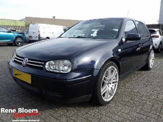 krockskadad bil auto Volkswagen Golf 2.3 V5 HighLine 5drs 170pk 2002/2