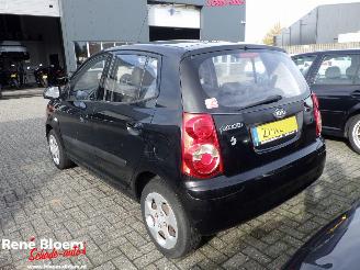 Kia Picanto 1.0 x-pect 5drs picture 2