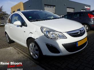 Opel Corsa 1.2 16V Edition Airco picture 2