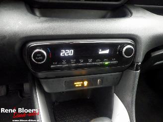 Toyota Yaris 1.5 Hybrid Active Automaat 5drs picture 19