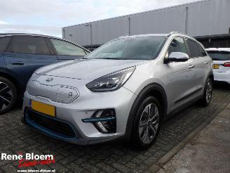Vaurioauto  passenger cars Kia e-Niro ExecutiveLine 64kWh 2019/3