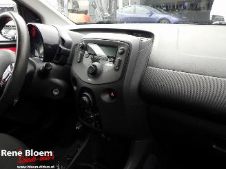 Toyota Aygo 1.0 VVT-I X-Fun Airco 5drs picture 10