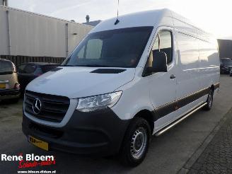 krockskadad bil bedrijf Mercedes Sprinter 316 2.2 CDI L3H2 DC 2020/1