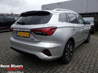 damaged passenger cars MG 5 Electric Long Range Comfort 61kWh 2022/12