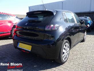 Schadeauto Peugeot 208 1.2 Puretech Active 2020/12