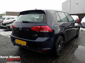 Schadeauto Volkswagen Golf 1.6 TDI Comfortline BlueMotion 110pk 2014/7
