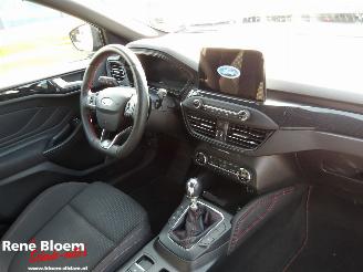 Ford Focus 1.0 EcoBoost Hybrid ST-Line X Business picture 12