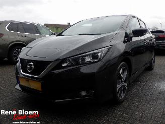 Schadeauto Nissan Leaf Tekna 40kWh Navi Achteruitrijdcamera 2019/12