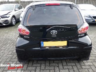 Toyota Aygo 1.0-12V Access Airco 5drs picture 6