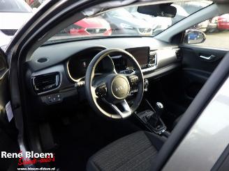 Kia Stonic 1.0 T-GDI MHEV Dynamicline picture 14