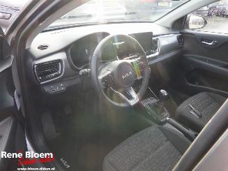 Kia Stonic 1.0 T-GDI MHEV Dynamicline picture 13