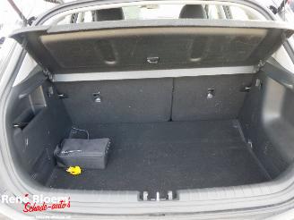 Kia Stonic 1.0 T-GDI MHEV Dynamicline picture 7