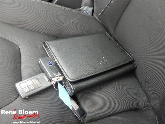 Volvo V-60 2.0 D2 Nordic+ 120pk Navi picture 15