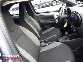 Toyota Aygo X 1.0 VVT-i S-CVT Play picture 13